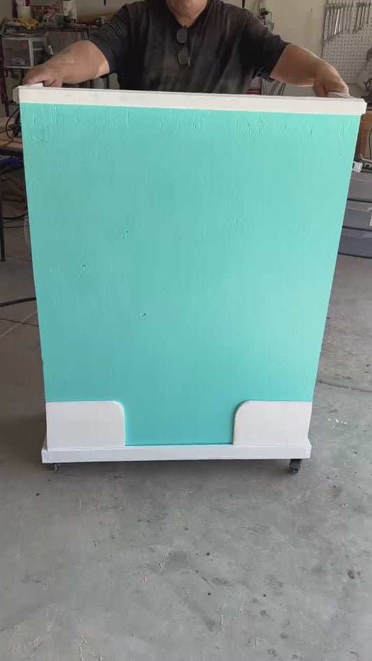 Greetings Stand